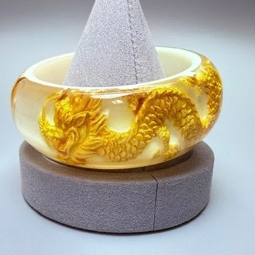 Chunky Vintage Asian Dragon White and Gold Lucite Bangle Bracelet 7.5